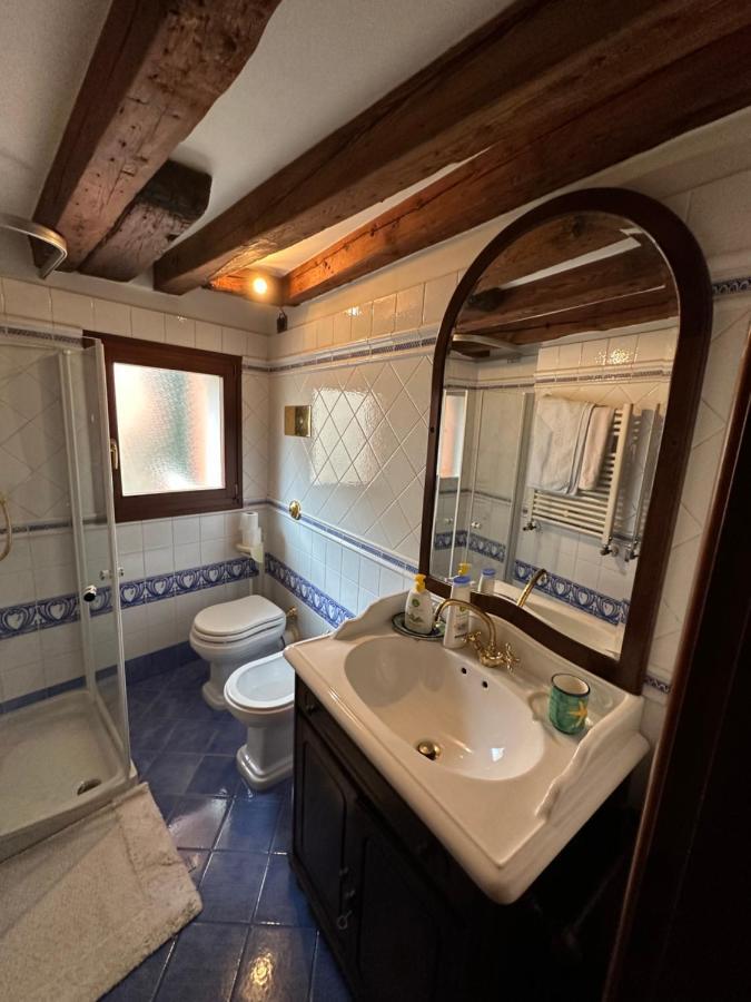 1 Ca'Del Traghetto Family Apartment Venedik Dış mekan fotoğraf